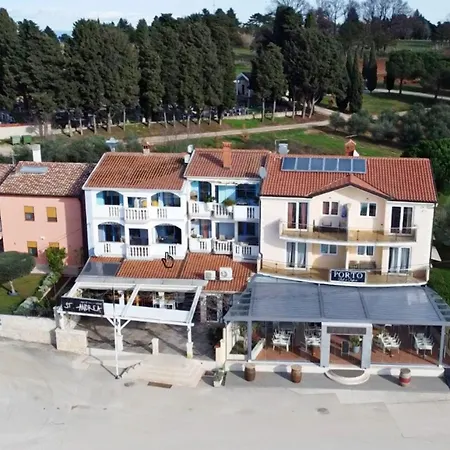 Cozy Nest With Stunning Sea Views From The Terrace